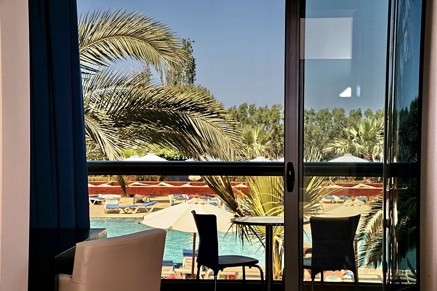All Senses Ocean Blue Sea Side Resort (Adults Only) Petaloudes Bagian luar foto